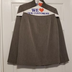 Tahari grey 2 piece women's suit